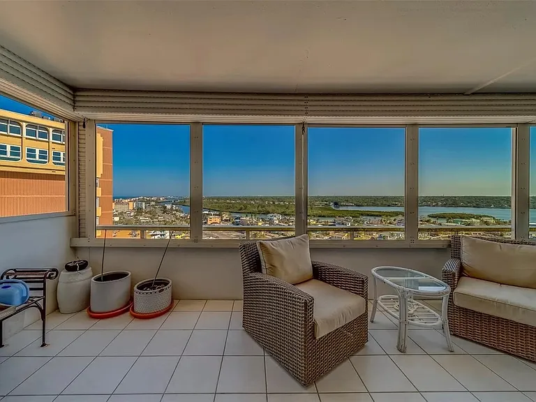 17920 Gulf Blvd #1606 — Photo 30