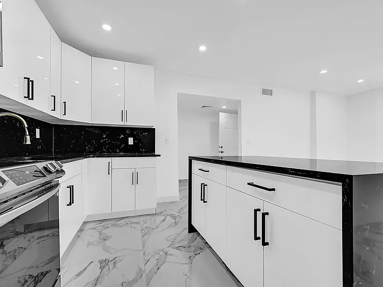 3127 Sedgwick Ave #GFL — Photo 15