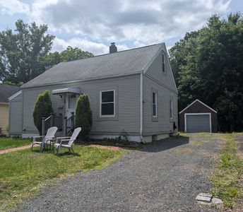 26 Westfield Street, Manchester, CT, 06042