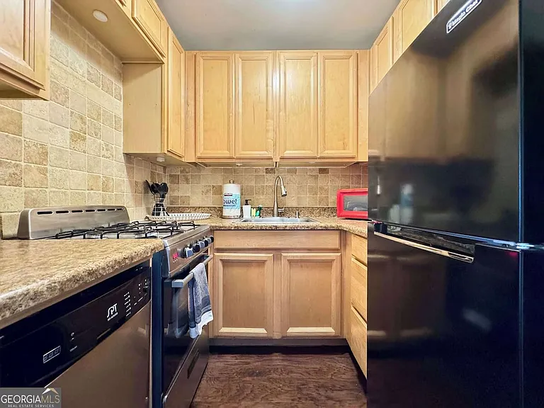 215 Piedmont Ave NE #404 — Photo 5