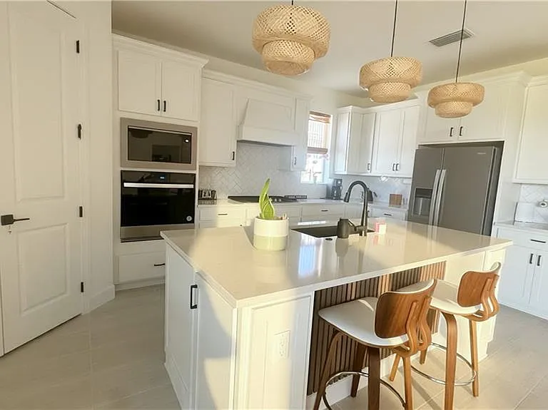 15522 Olympic Ct — Photo 11