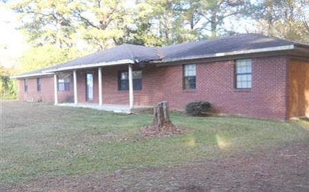 3rd image of 495 Donna Ln