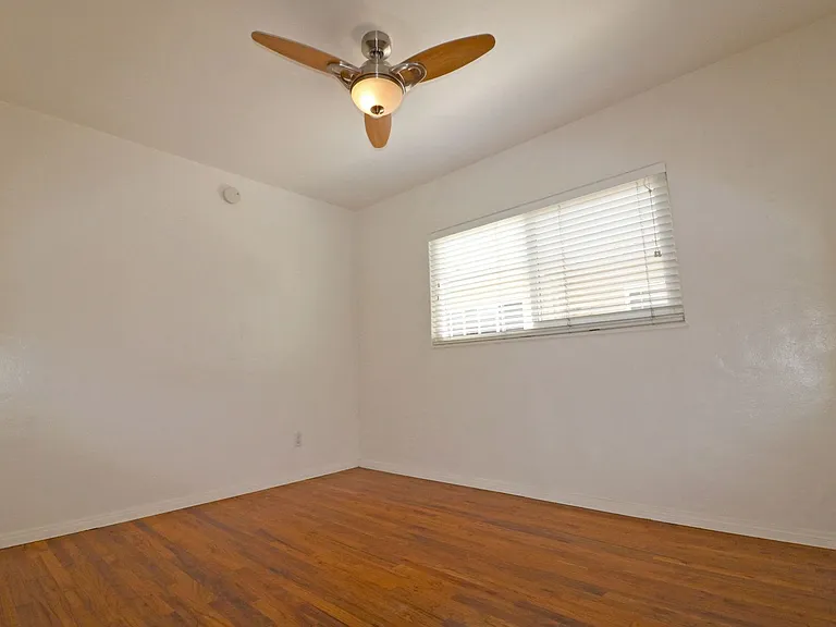 4746-4756 1/2 Point Loma Ave — Photo 14