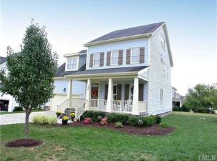 900 Coral Bell Dr, Wake Forest, NC 27587