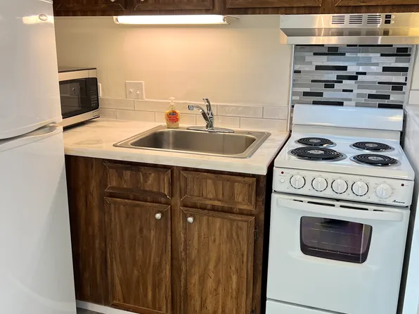 98-288 Kaonohi St, Aiea, HI