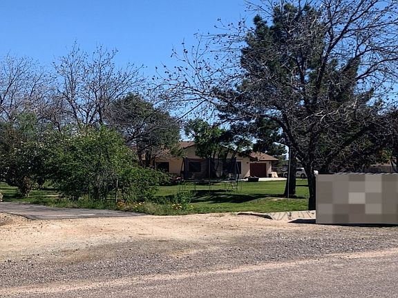 3rd image of 7821 N 177th Ave