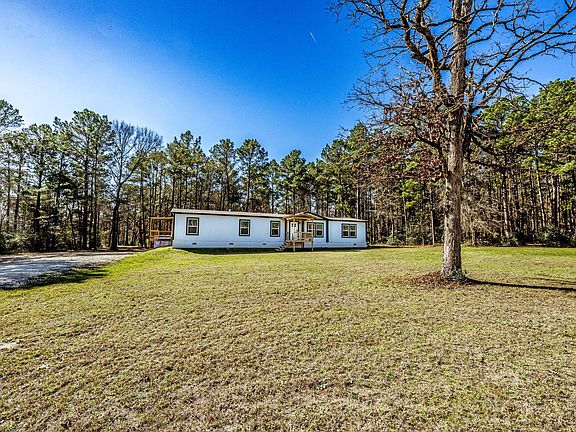 2nd image of 263 Robinson Creek Rd