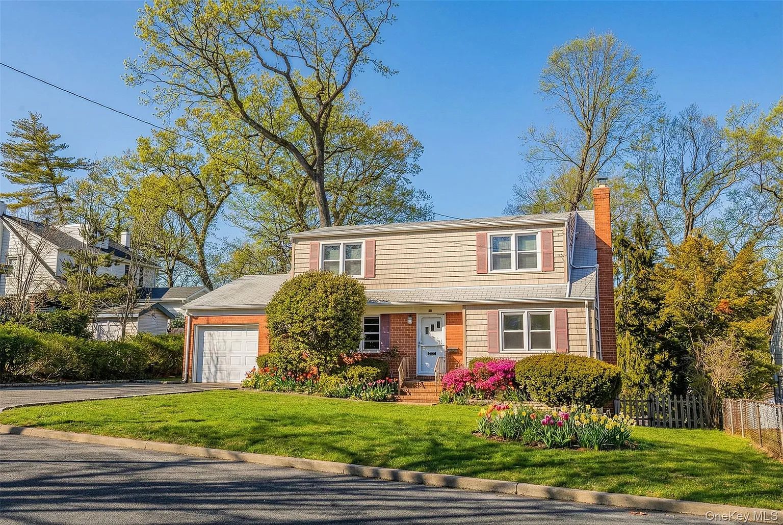 11 Delaware Avenue photo 1