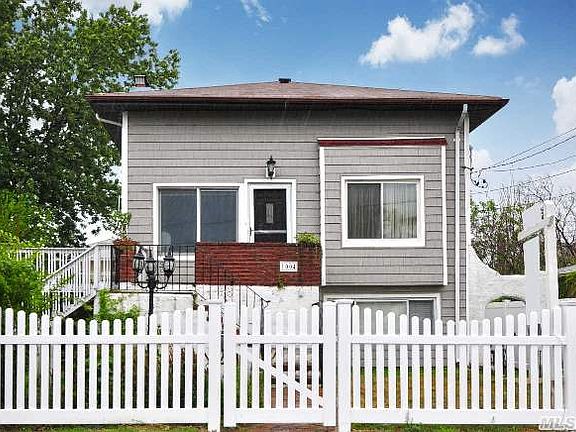 4th image of 1004 California Pl N