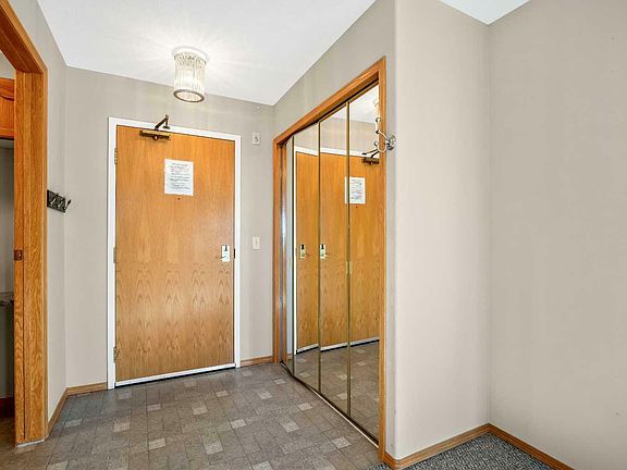 4th image of 7229 Sierra Morena Blvd SW #227