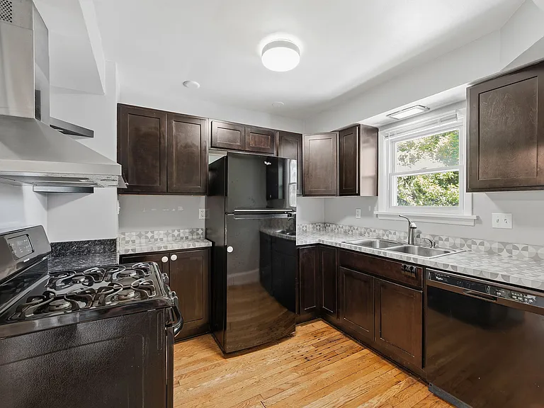 2075 Coventry Rd #2 — Photo 4