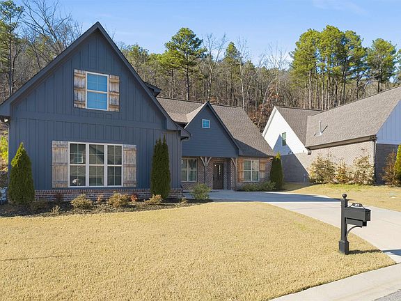 3rd image of 213 Kinross Cir