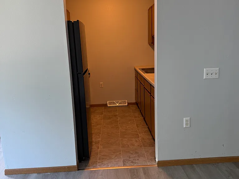 515 Stokes Dr — Photo 5