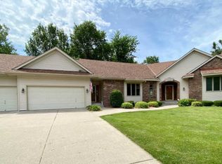 13890 Gulf Breeze Ct, Apple Valley, MN 55124