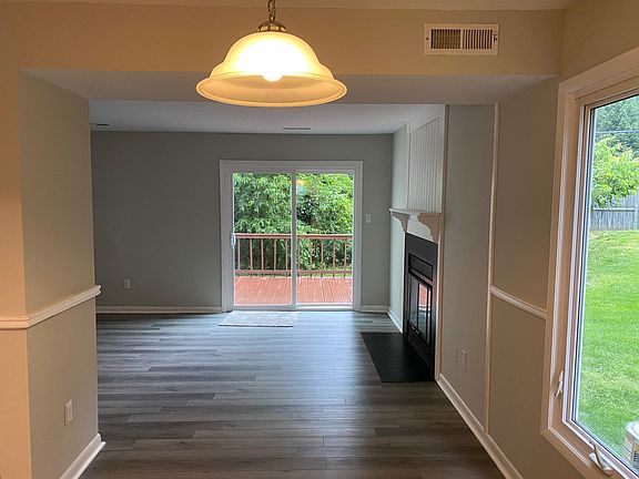5th image of 1748 Early Settlers Rd #1748
