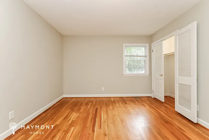 661 N Peace Haven Rd — Photo 10