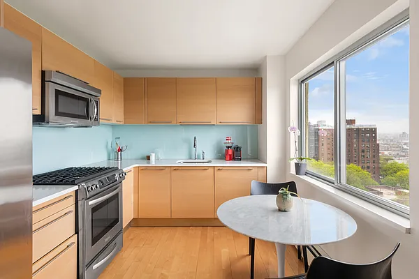 Sold by Compass | media 5