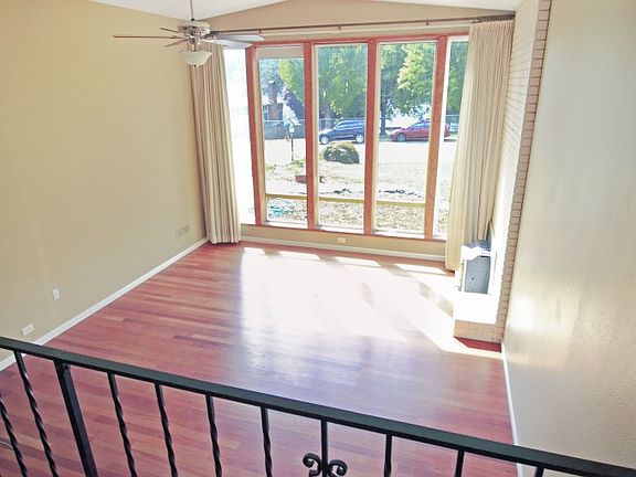 4th image of 4743 Lakemont St SE