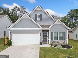 221 Sycamore Dr, Calhoun, GA 30701