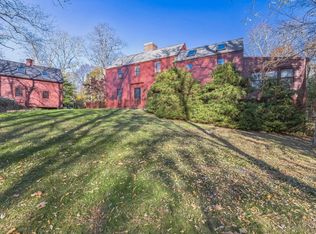 999 Hortonville Rd, Swansea, MA 02777