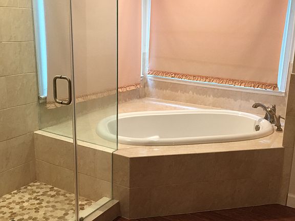 5th image of 6806 Orchid Ln