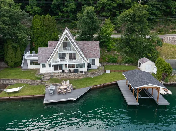 9330 W Lake Rd, Hammondsport, NY 14840