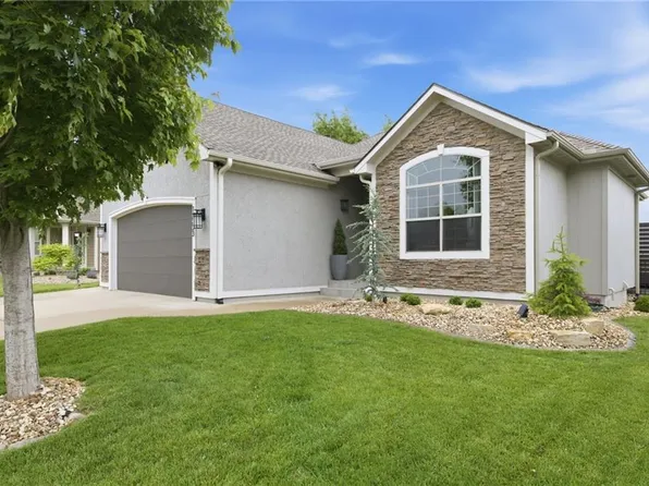 17333 Hauser St, Overland Park, KS 66221