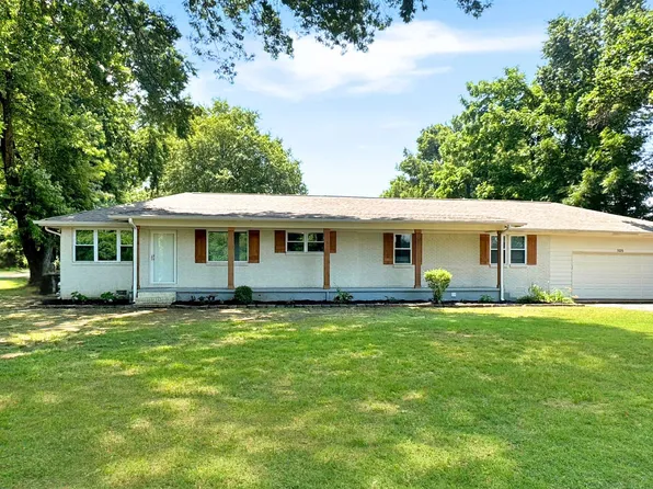 105 Oak St, Oakland, TN 38060