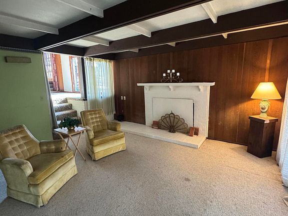 3rd image of 1406 Beech St