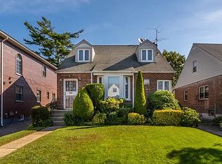 6731 182nd St, Fresh Meadows, NY 11365