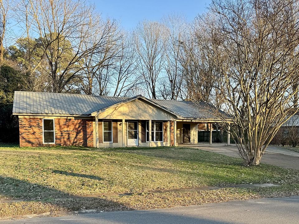 1st image of 5826 Patricia Dr