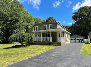 28 Lane Dr, Oswego, NY 13126