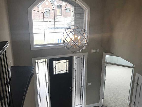 5th image of 54901 Black Hills Ln