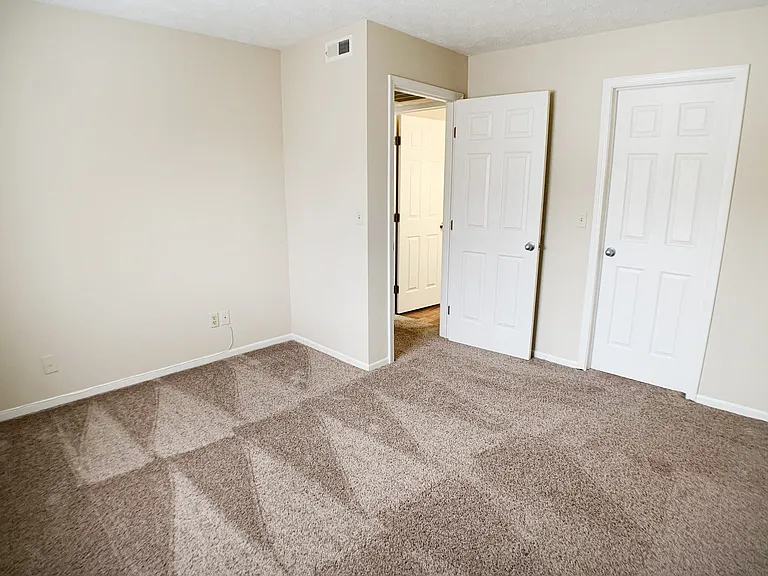 Forest Creek Apartments — Photo 24