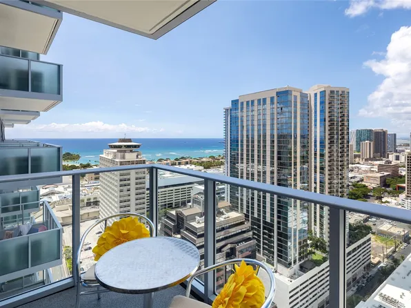 629 Keeaumoku St #3210, Honolulu, HI 96813