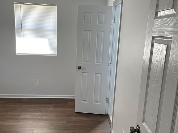 3rd image of 2717 Blanchard Dr