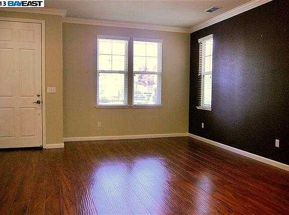 4th image of 537 Cottage Park Dr