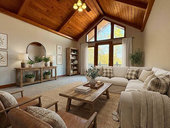 2nd image of 121 Adams Ext