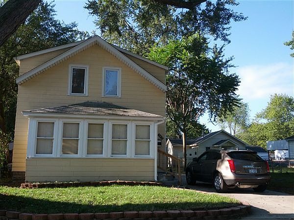 102 E Princeton - Front
