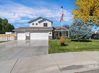 374 E Jamestowne Ct, Kuna, ID 83634