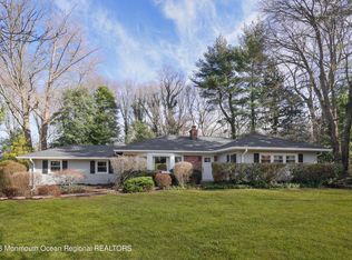 18 Holly Ct, Middletown, NJ 07748