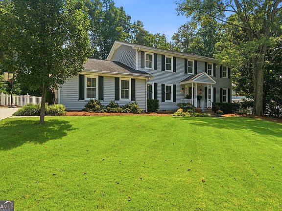 2nd image of 4891 Windhaven Ct