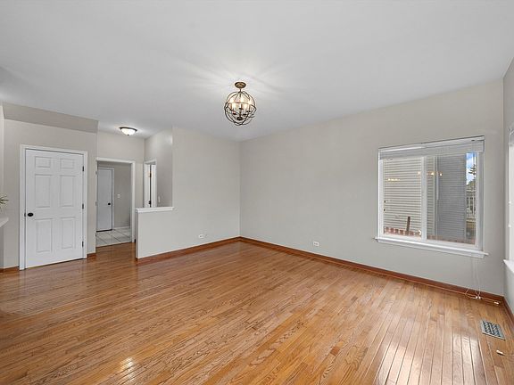 5th image of 2044 Grovetown Dr