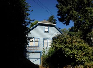 9015 32nd Ave NE, Seattle, WA 98115