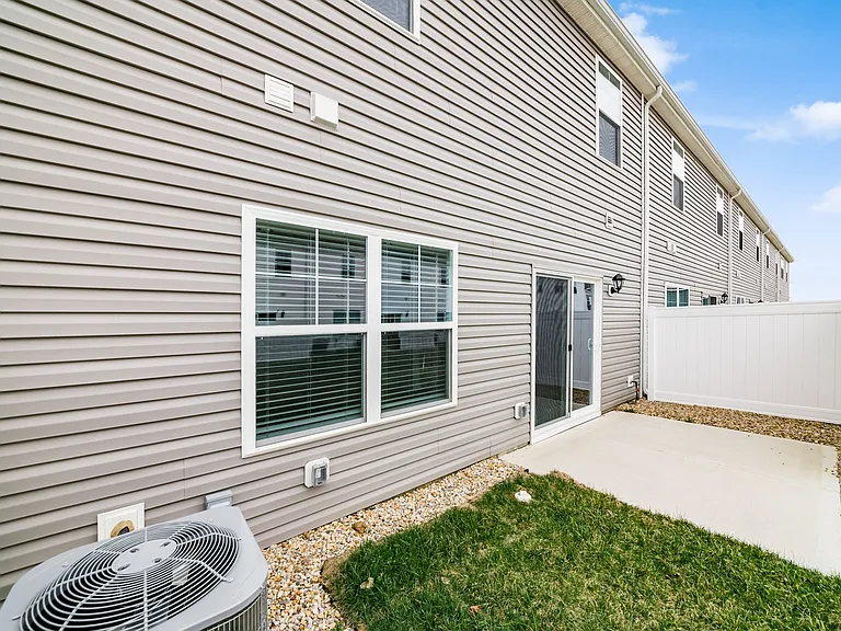 1454 Doubleday Dr — Photo 39