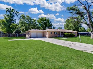400 S Evergreen Ln, Wichita, KS 67209