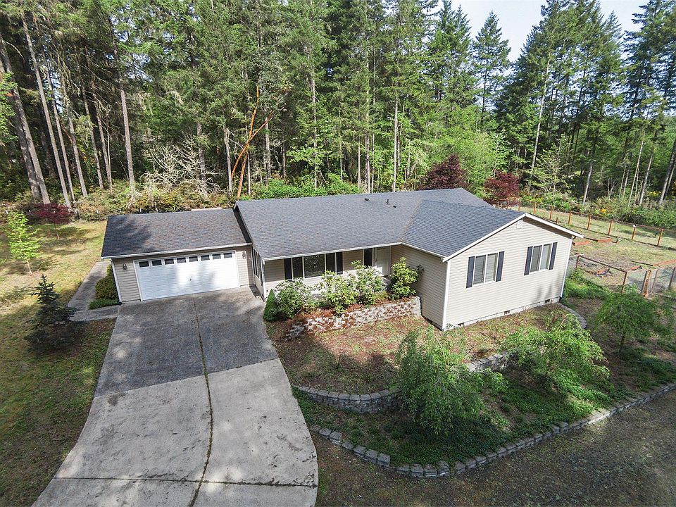 1st image of 1712 Lake Dr SW