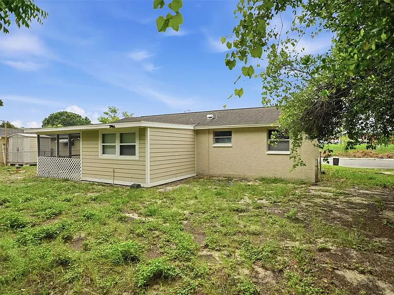11902 Oceanside Dr — Photo 3