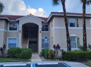 2440 Millcreek Ln APT 204, Naples, FL 34119