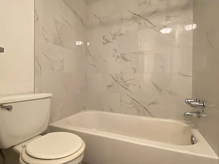 Pine Ridge Apartments — Photo 27